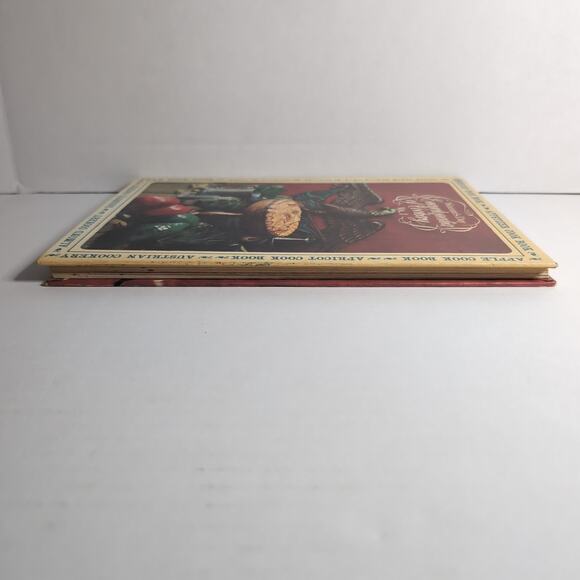 Womans Day Encyclopedia of Cookery Vol 1 A -Bea Hardcover Cookbook - Picture 5 of 6